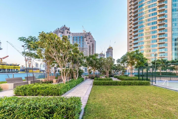 Дубай: Yanjoon Holiday Homes - Burj Vista Apartments