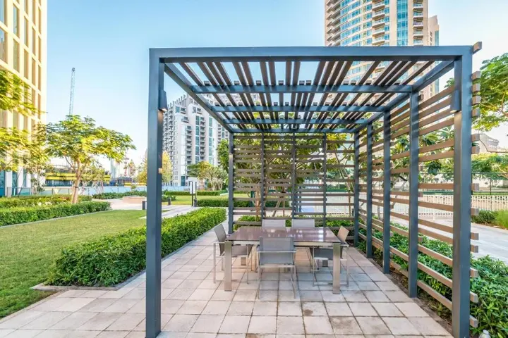 Дубай: Yanjoon Holiday Homes - Burj Vista Apartments