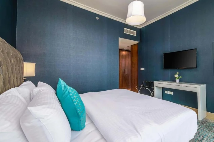 Дубай: Yanjoon Holiday Homes - Burj Vista Apartments