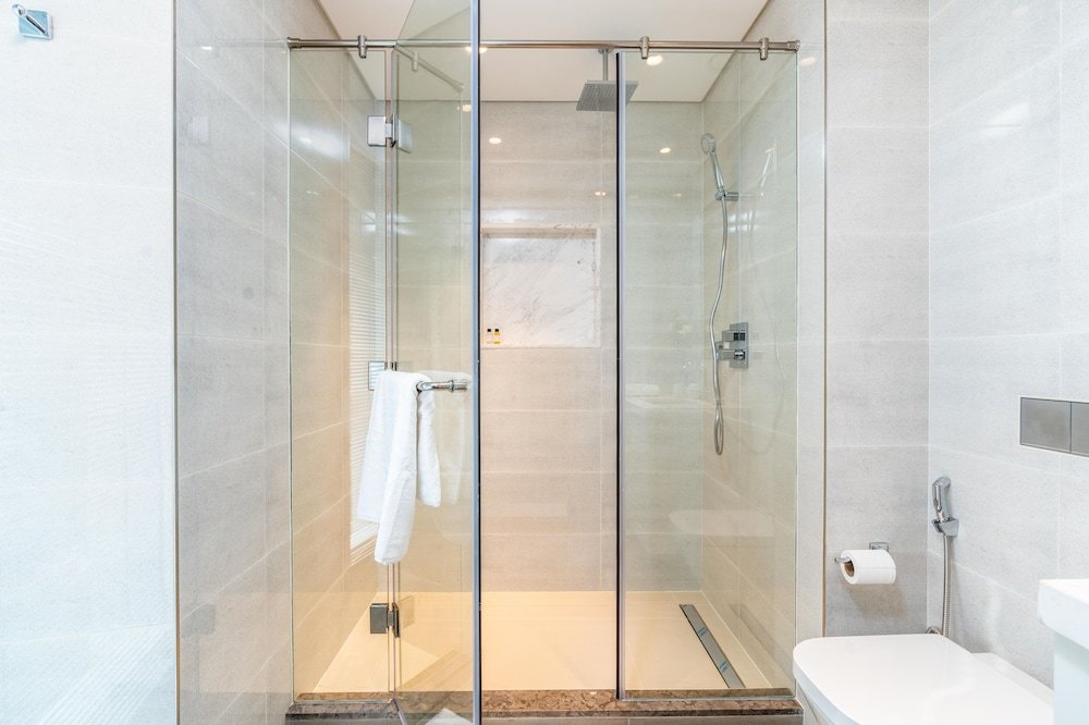 Дубай: Whitesage - Modern and Unique Apartment with Fountain Views