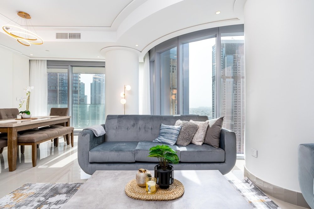 Дубай: Whitesage - Modern and Unique Apartment with Fountain Views