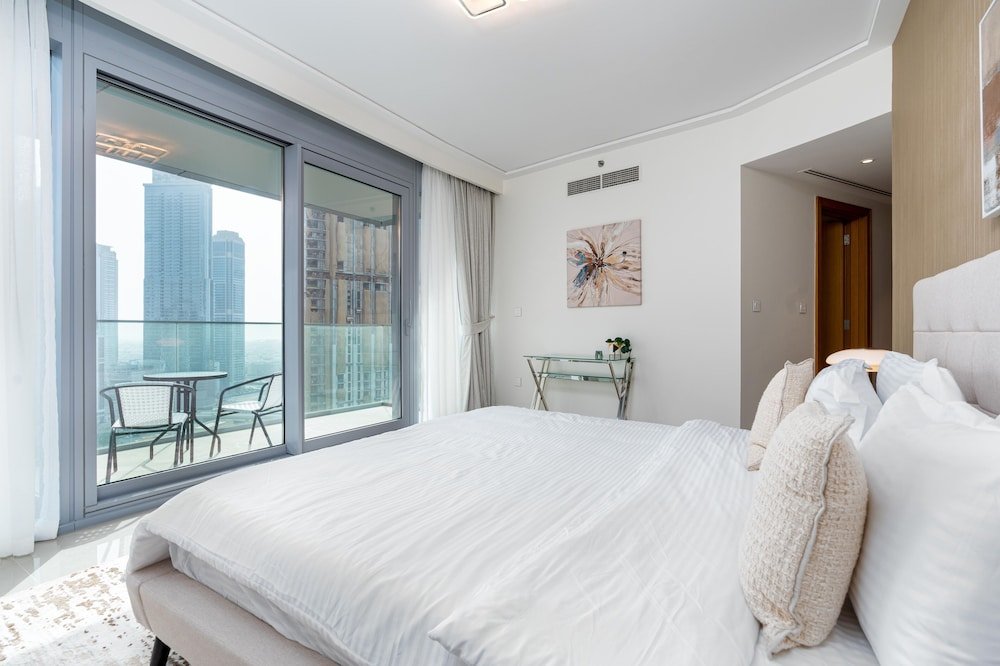 Дубай: Whitesage - Modern and Unique Apartment with Fountain Views