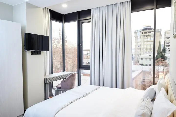 Тбилиси: Hotel Brosse Garden Mimino