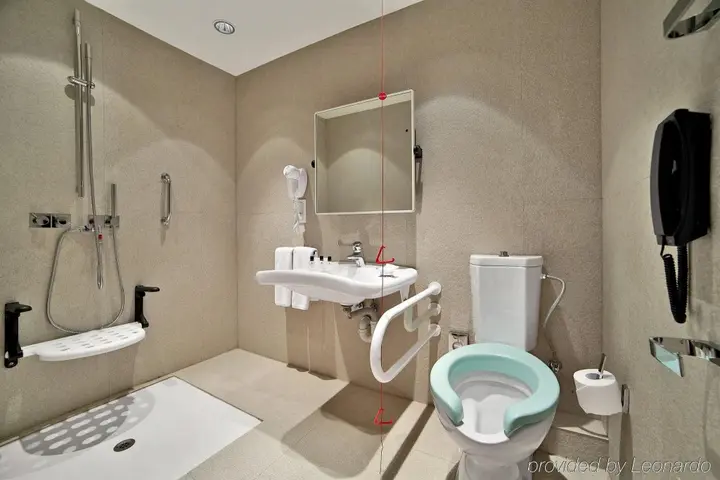 Тбилиси: Holiday Inn Tbilisi, an IHG Hotel Mimino