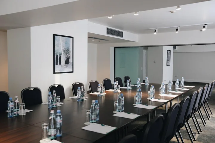 Тбилиси: Holiday Inn Tbilisi, an IHG Hotel Mimino