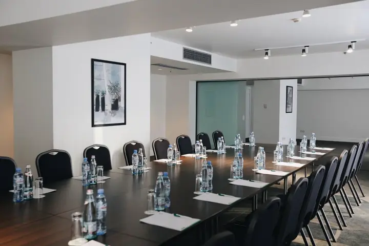 Тбилиси: Holiday Inn Tbilisi, an IHG Hotel Mimino
