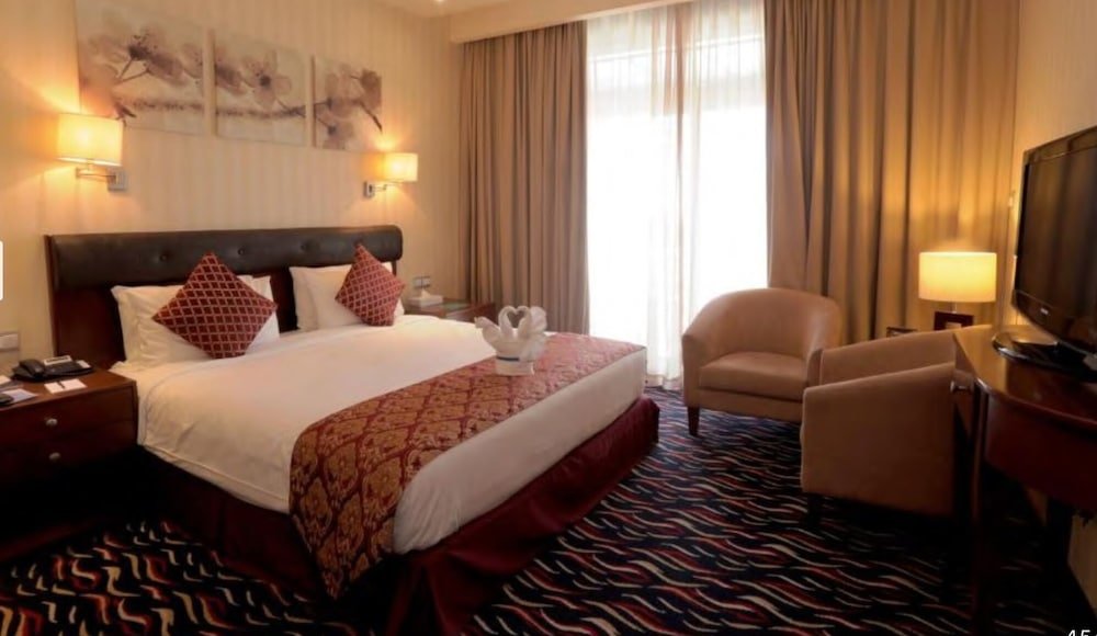 Дубай: Gorgeous 1- Bed Apartment Near Mall of Emirates