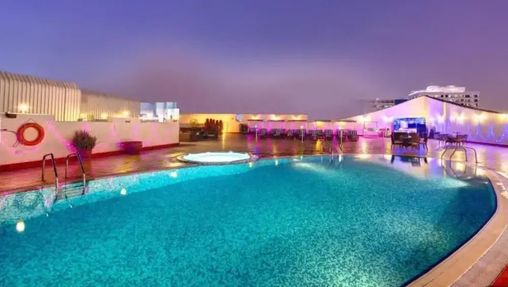 Дубай: Gorgeous 1- Bed Apartment Near Mall of Emirates