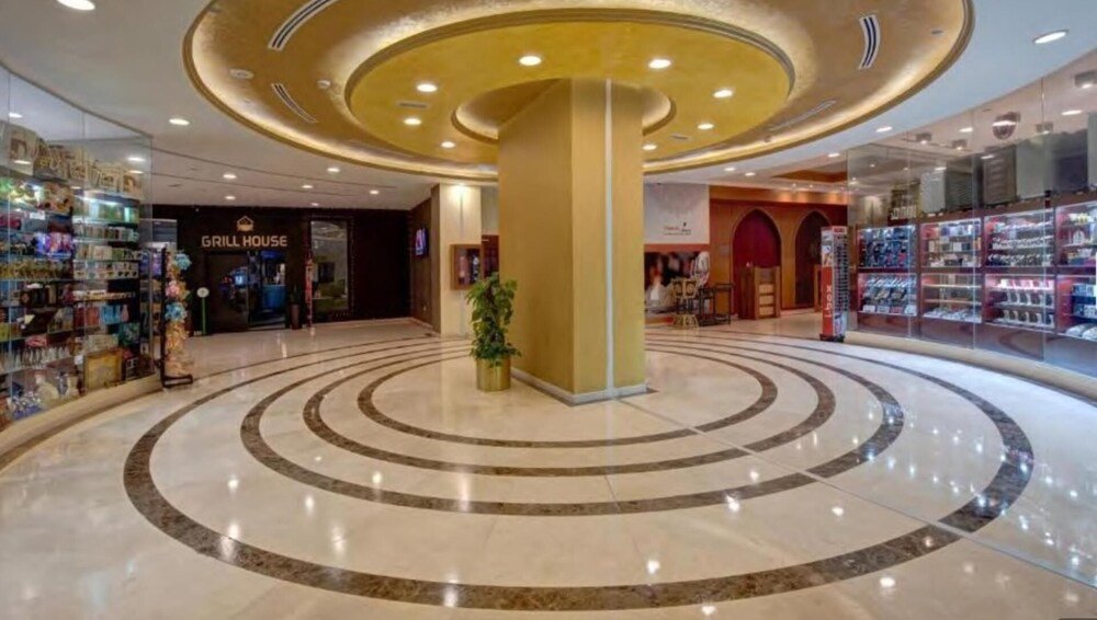 Дубай: Gorgeous 1- Bed Apartment Near Mall of Emirates