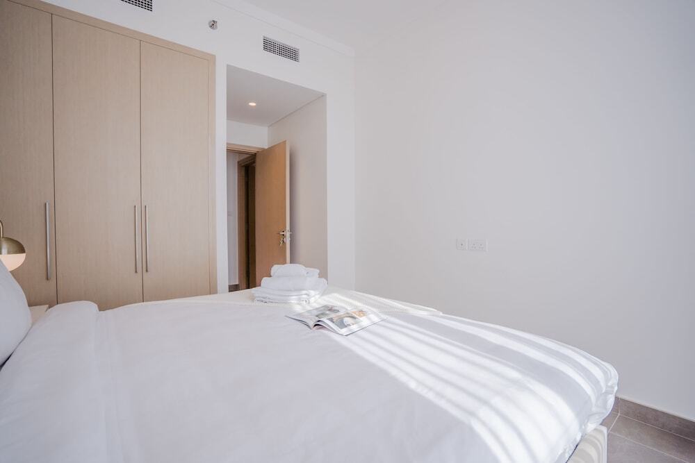 Дубай: Nasma Luxury Stays - Creek Gate T1