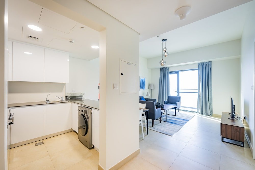 Дубай: Expo Village Serviced Apartments