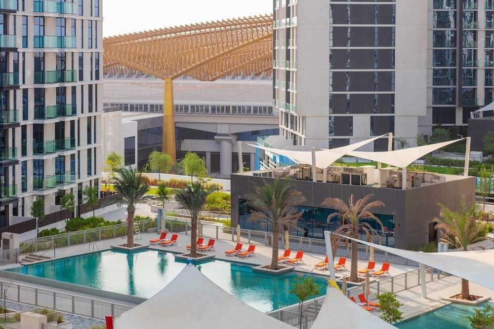 Дубай: Expo Village Serviced Apartments