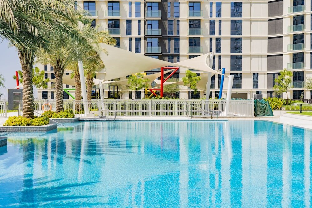 Дубай: Expo Village Serviced Apartments