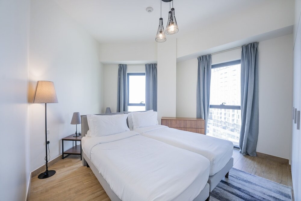 Дубай: Expo Village Serviced Apartments