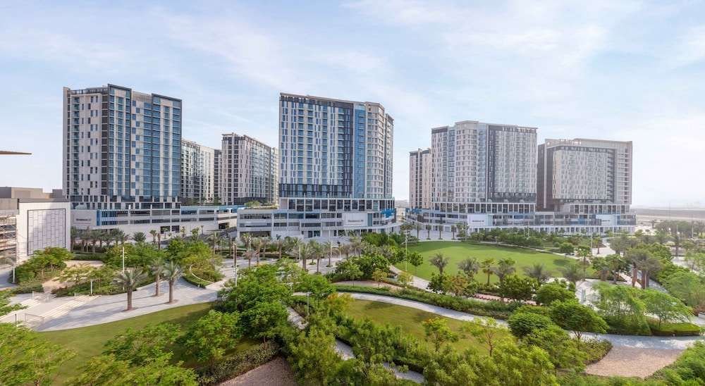 Дубай: Expo Village Serviced Apartments