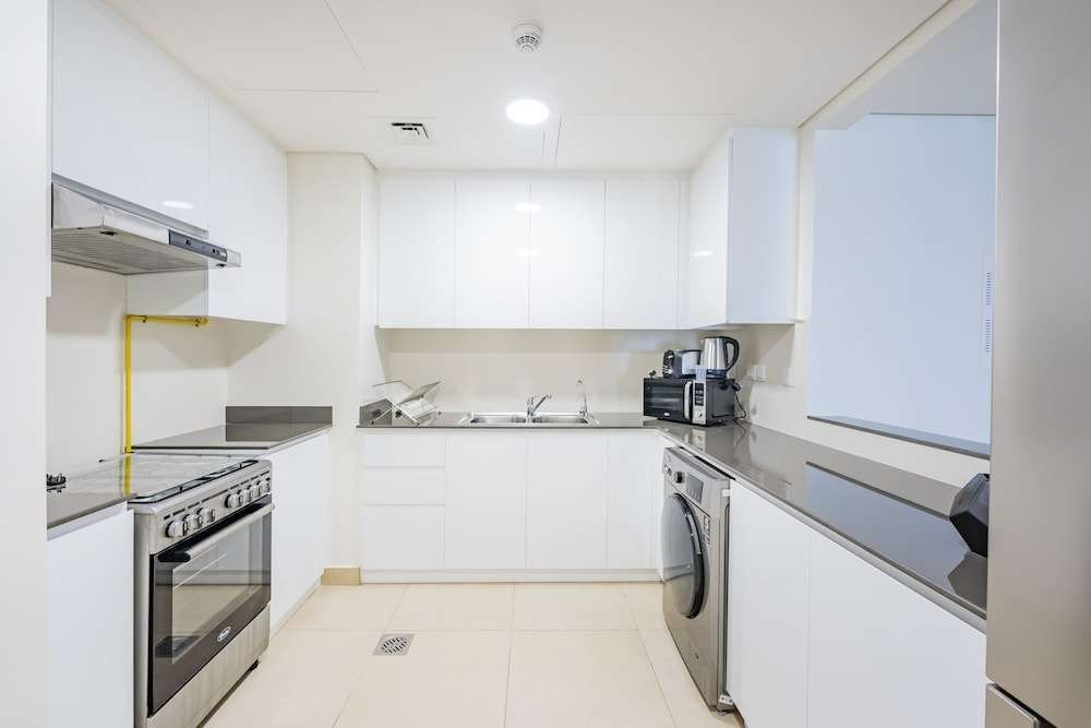 Дубай: Expo Village Serviced Apartments