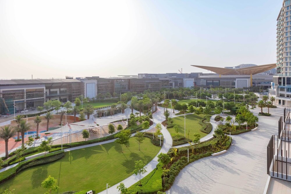 Дубай: Expo Village Serviced Apartments
