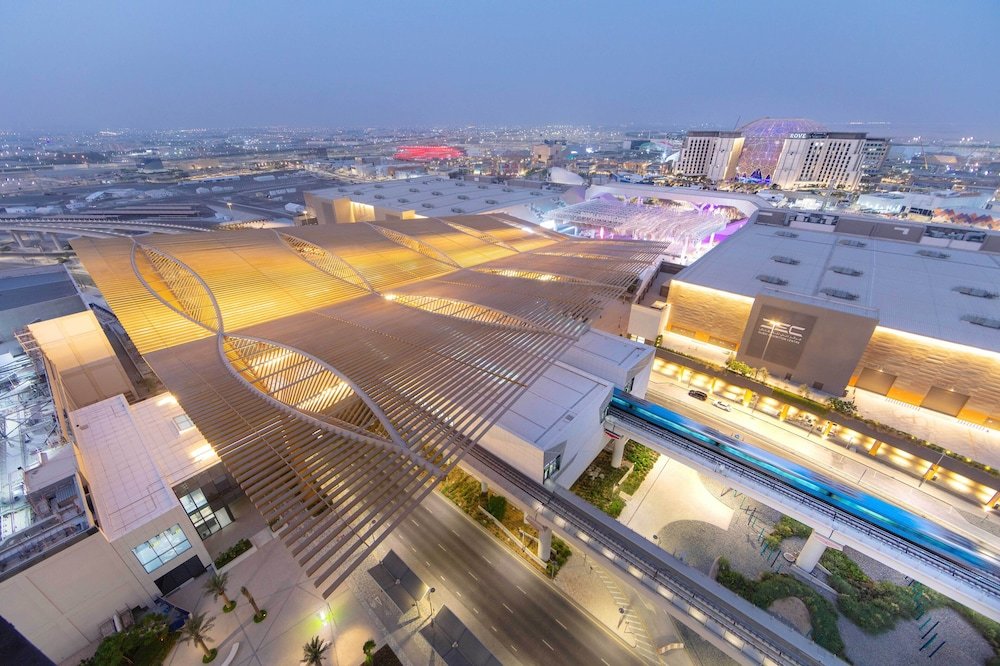 Дубай: Expo Village Serviced Apartments