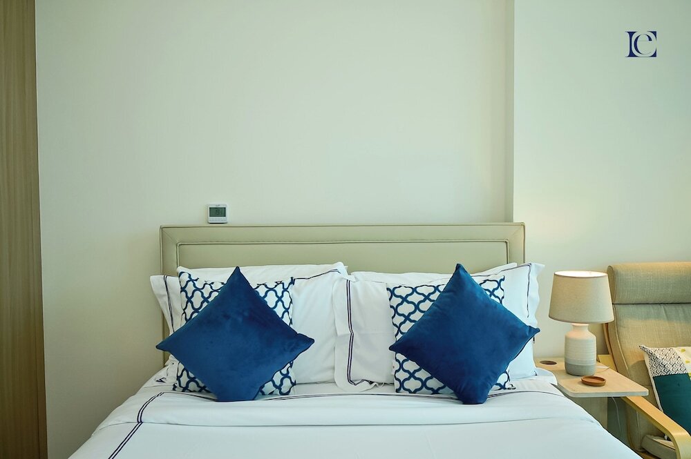 Дубай: Brand New Studio Apartment - Farhad Azizi Jaddaf Dubai