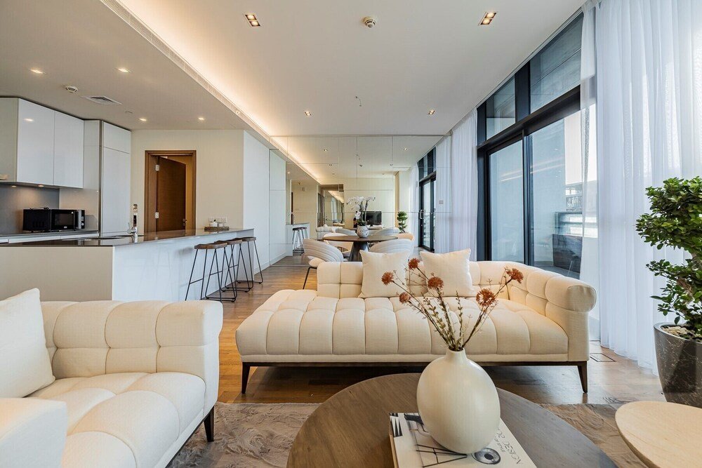 Дубай: Cozy & Large 1BR Citywalk Building 7