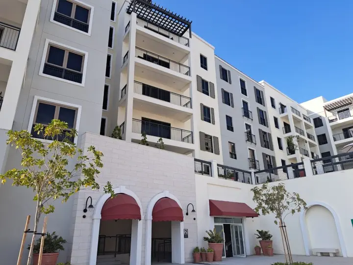 Дубай: Апартаменты PalmBay 4 BR La Mer Sea View