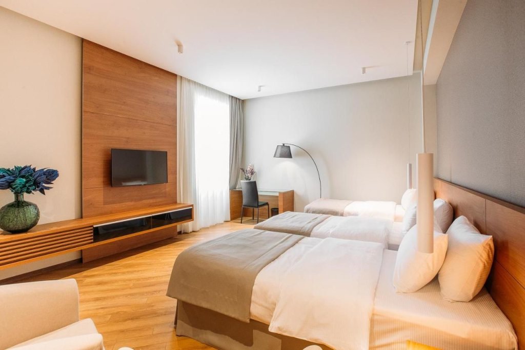 Тбилиси: Hotel Tbilisi Tower