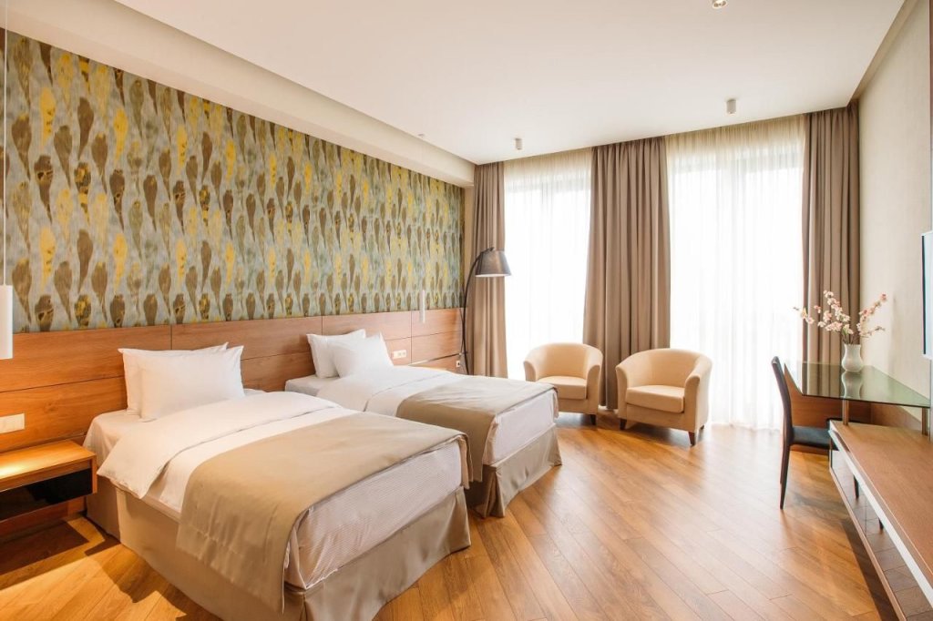 Тбилиси: Hotel Tbilisi Tower
