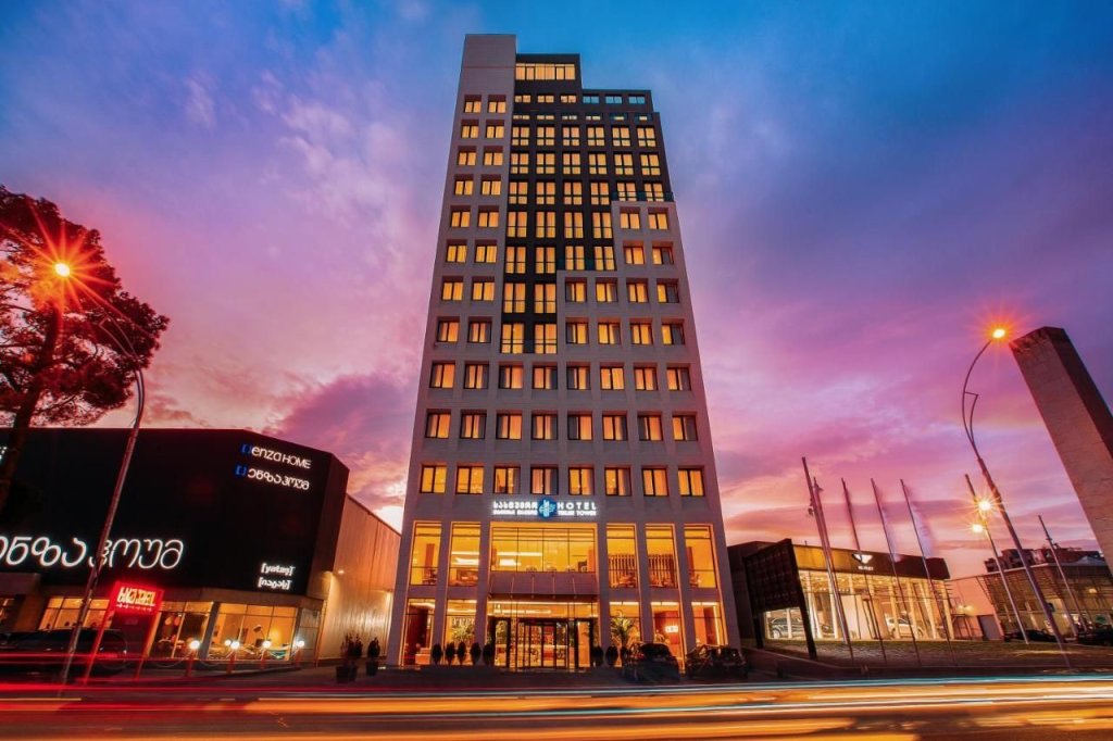 Тбилиси: Hotel Tbilisi Tower