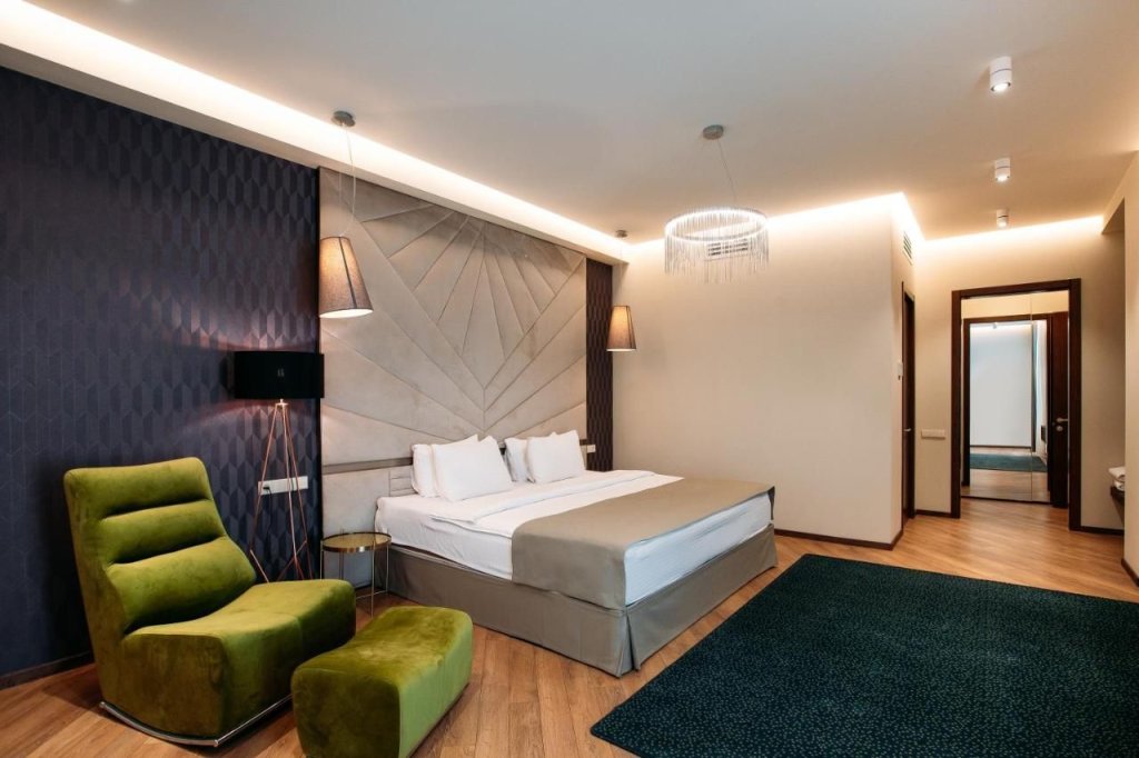 Тбилиси: Hotel Tbilisi Tower
