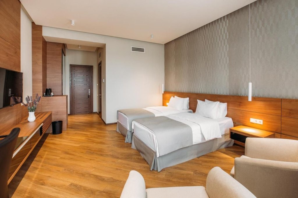 Тбилиси: Hotel Tbilisi Tower