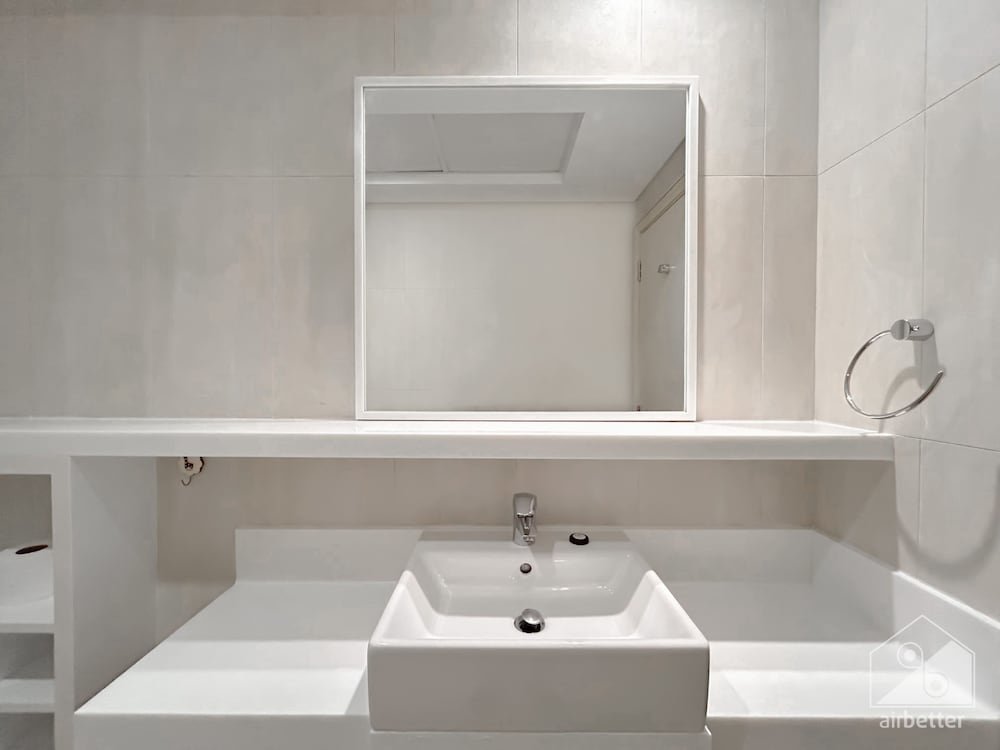 Дубай: Luxurious 1B Seaview Apartment in JBR