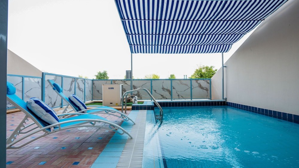 Дубай: GLOBALSTAY Unique new 3BR TH Private Pool