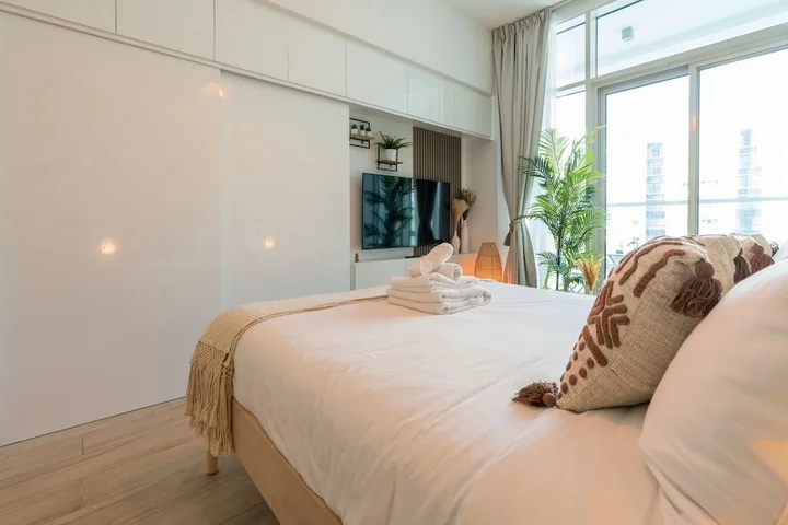 Дубай: Stunning 1bedroom With Balcony in Al Habtoor City