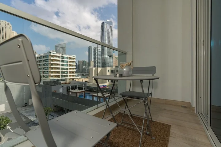 Дубай: Stunning 1bedroom With Balcony in Al Habtoor City