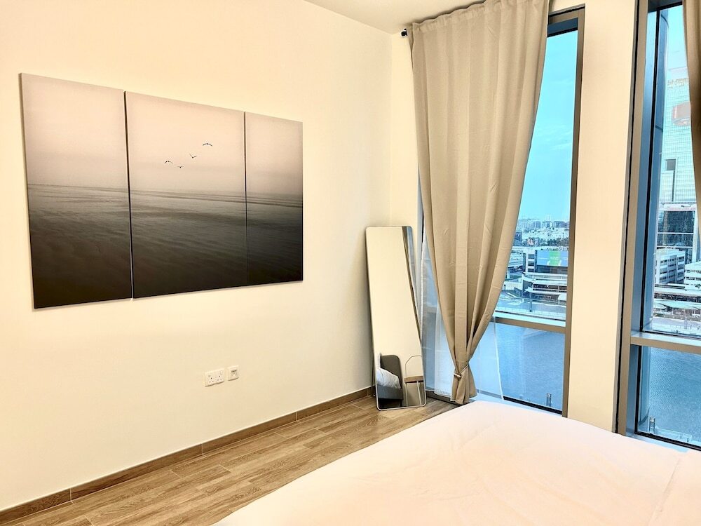 Дубай: Stunning 1bedroom With Balcony in Al Habtoor City