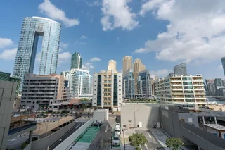 Дубай: Stunning 1bedroom With Balcony in Al Habtoor City