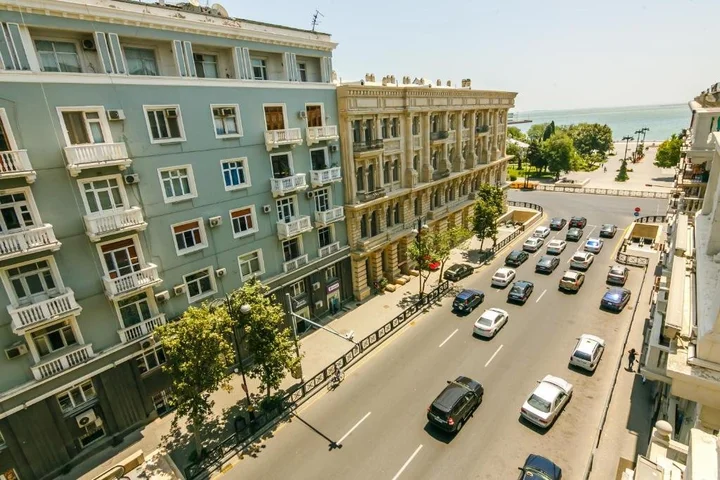 Баку: Baku/Diamond Deluxe