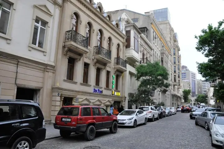 Баку: Diamonds Apartment
