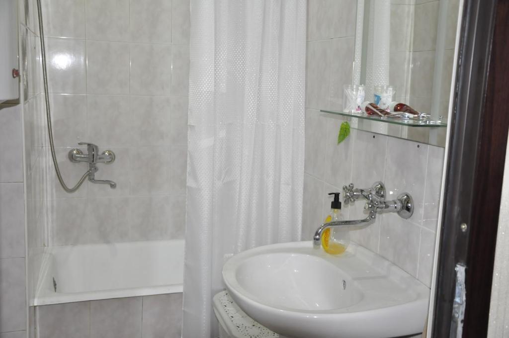 Баку: Diamonds Apartment