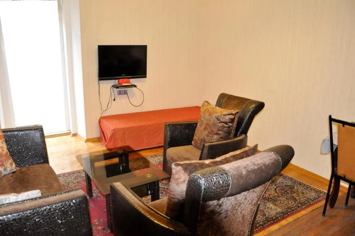Баку: Diamonds Apartment