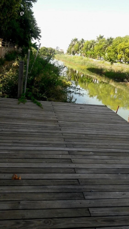 Аксу: Riverside Flat Close to Beach