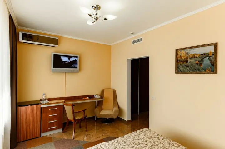 Оренбург: Отель Бриз