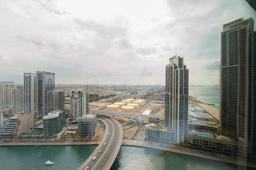Дубай: KeyHost - Address Beach Residences