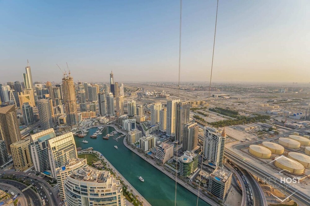 Дубай: Luxurious Stay at the Address Beach Residences