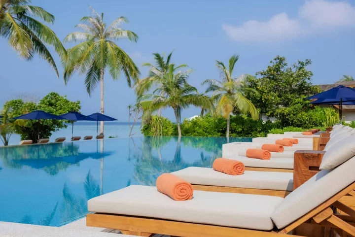 Раа Атолл: Emerald Faarufushi Resort & Spa
