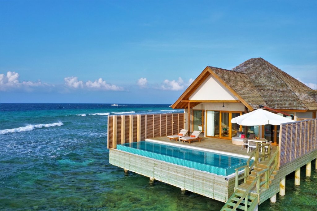 Раа Атолл: Emerald Faarufushi Resort & Spa