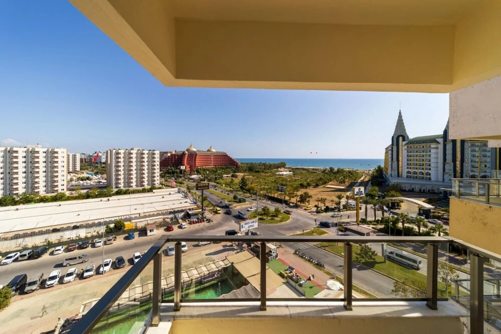 Аксу: Lovely Apartment With Balcony in Aksu