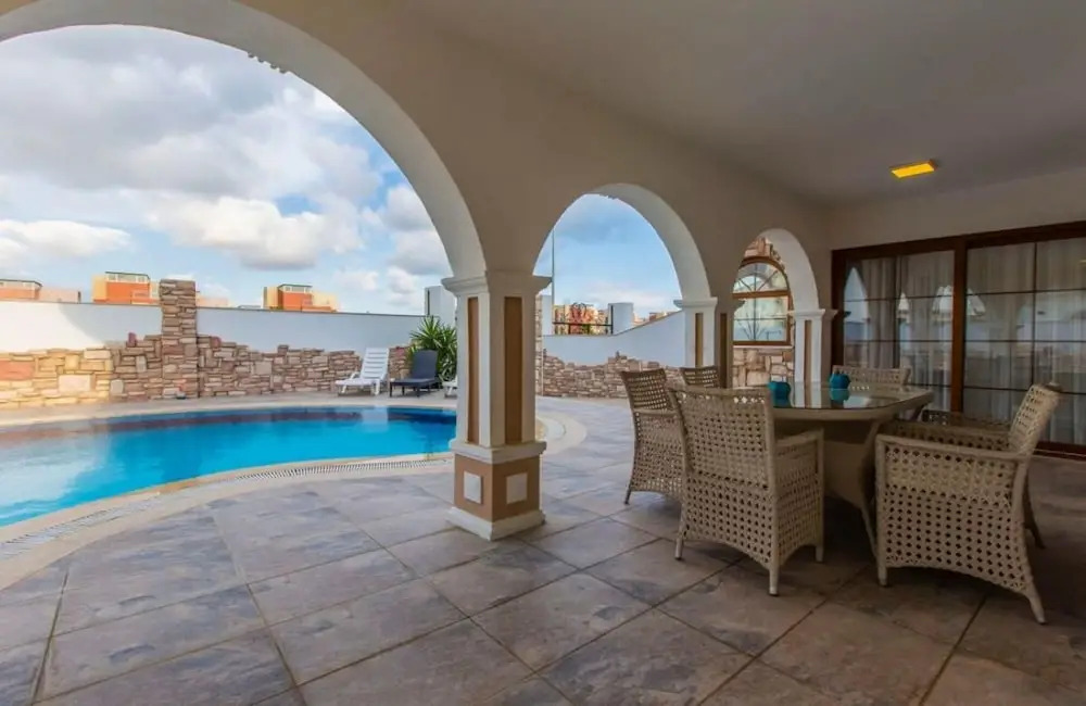 Белек: Luxurious Villa With Private Pool in Antalya