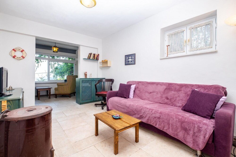 Бююкада: Lovely Flat Near Beach With Sea View in Buyukada