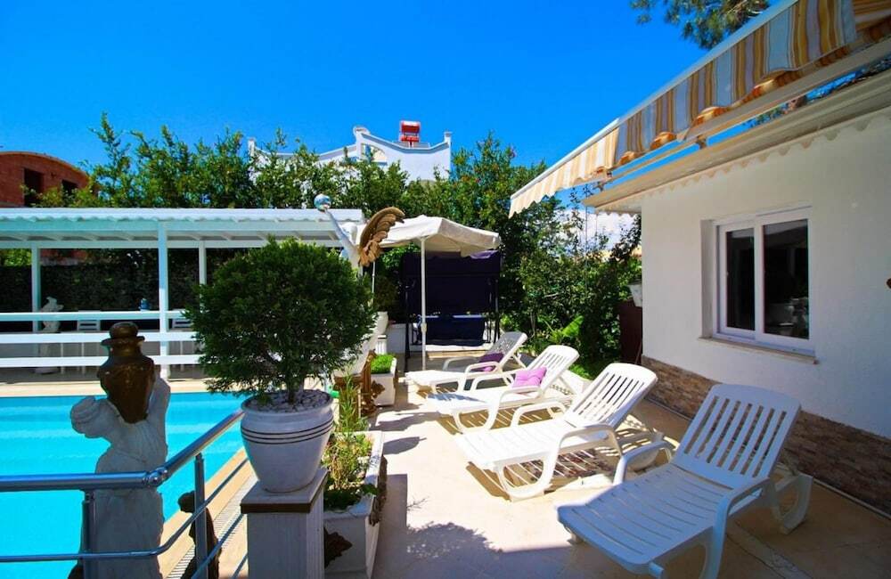 Белек: Gorgeous Villa With Private Pool in Antalya